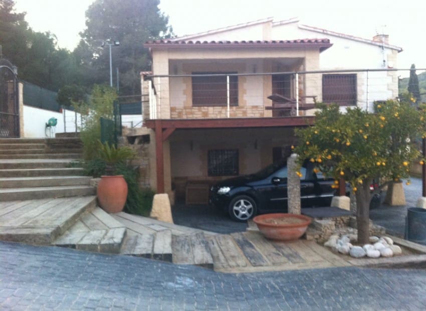 5 bedroom Villa for sale in Cubelles with pool - € 1,500,000 (Ref: 8870037)