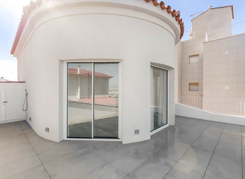 3 sypialnia Willa na sprzedaż w Roses z basenem - 1 650 000 € (Ref: 8870040)