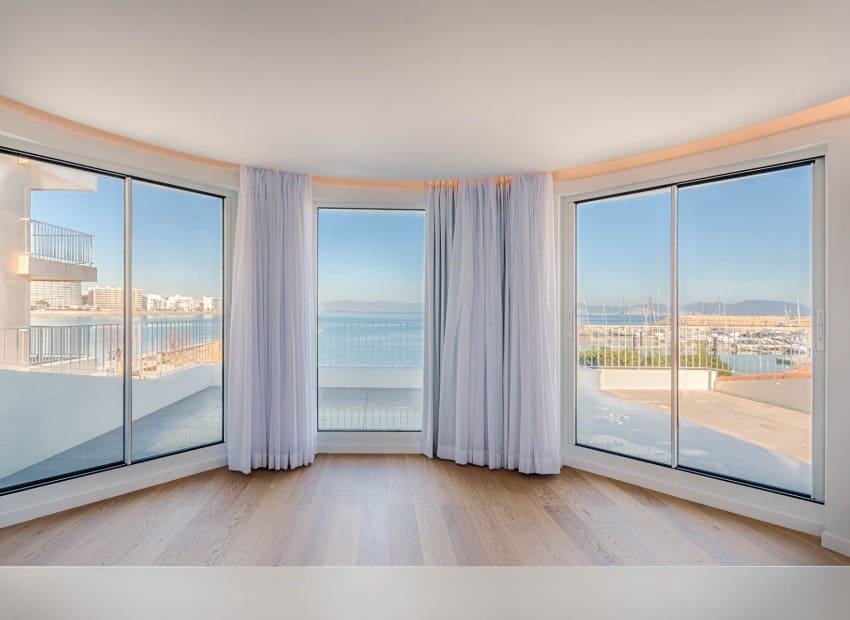 3 sypialnia Willa na sprzedaż w Empuriabrava z basenem - 1 650 000 € (Ref: 8870041)