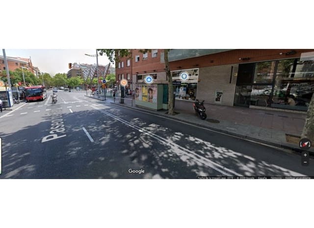 Bedrift til salgs i Barcelona by - € 2 000 000 (Ref: 8870046)