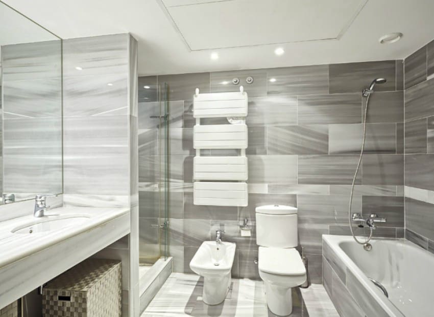 5 sypialnia Mieszkanie na sprzedaż w Miasto Barcelona z basenem garażem - 2 150 000 € (Ref: 8870049)