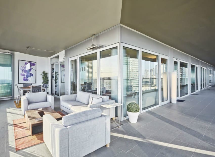 5 sypialnia Mieszkanie na sprzedaż w Miasto Barcelona z basenem garażem - 2 150 000 € (Ref: 8870049)