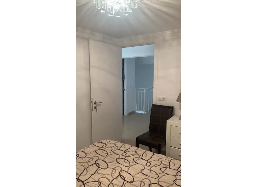 4 soveværelse Villa til salg i Cambrils - € 356.778 (Ref: 8870079)