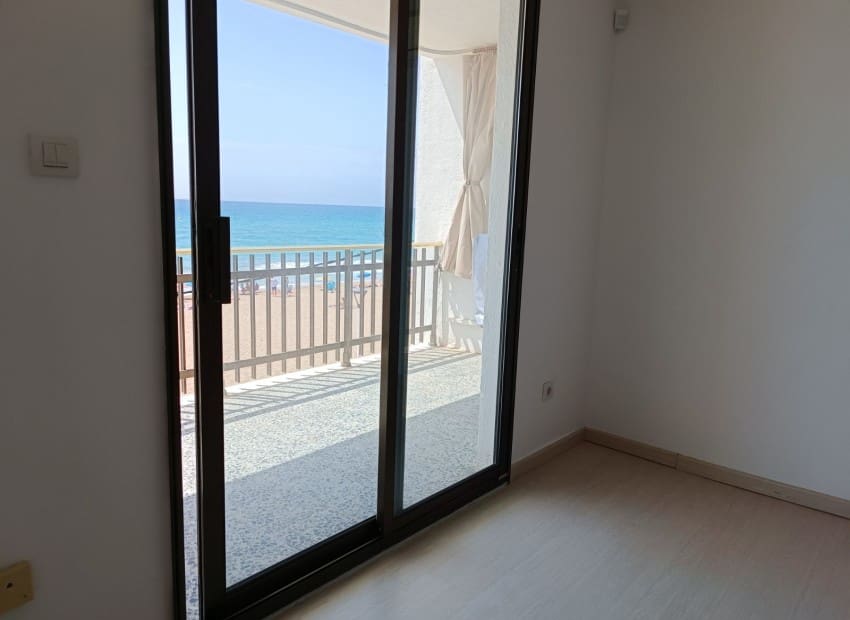 3 sypialnia Mieszkanie na sprzedaż w Calafell z garażem - 430 000 € (Ref: 9002361)