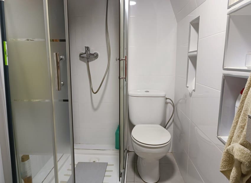 5 soverom Kommersiell til salgs i Barcelona by - € 375 000 (Ref: 9203479)