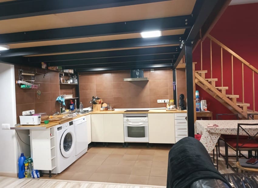 5 soverom Kommersiell til salgs i Barcelona by - € 375 000 (Ref: 9203479)