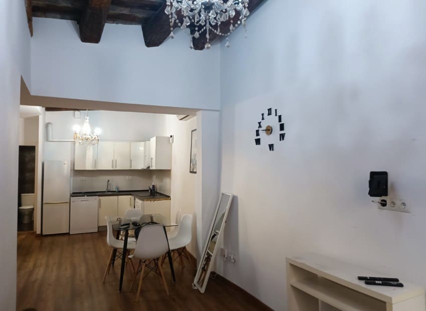 Piso de 2 habitaciones en Barcelona ciudad en venta - 370.000 € (Ref: 9295848)