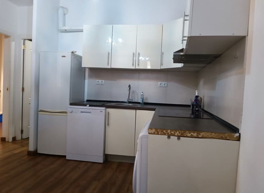 Piso de 2 habitaciones en Barcelona ciudad en venta - 370.000 € (Ref: 9295848)