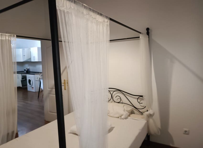 Piso de 2 habitaciones en Barcelona ciudad en venta - 370.000 € (Ref: 9295848)