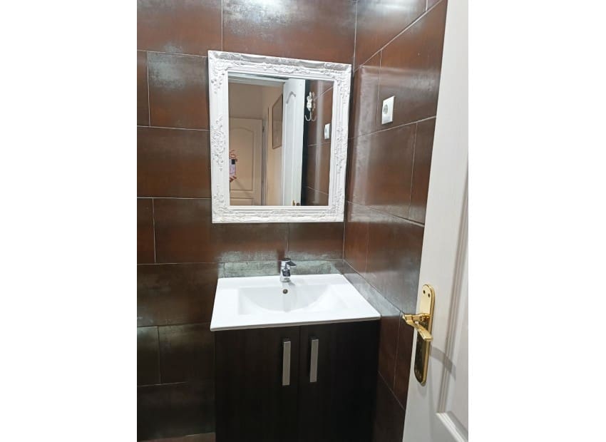 Piso de 2 habitaciones en Barcelona ciudad en venta - 370.000 € (Ref: 9295848)