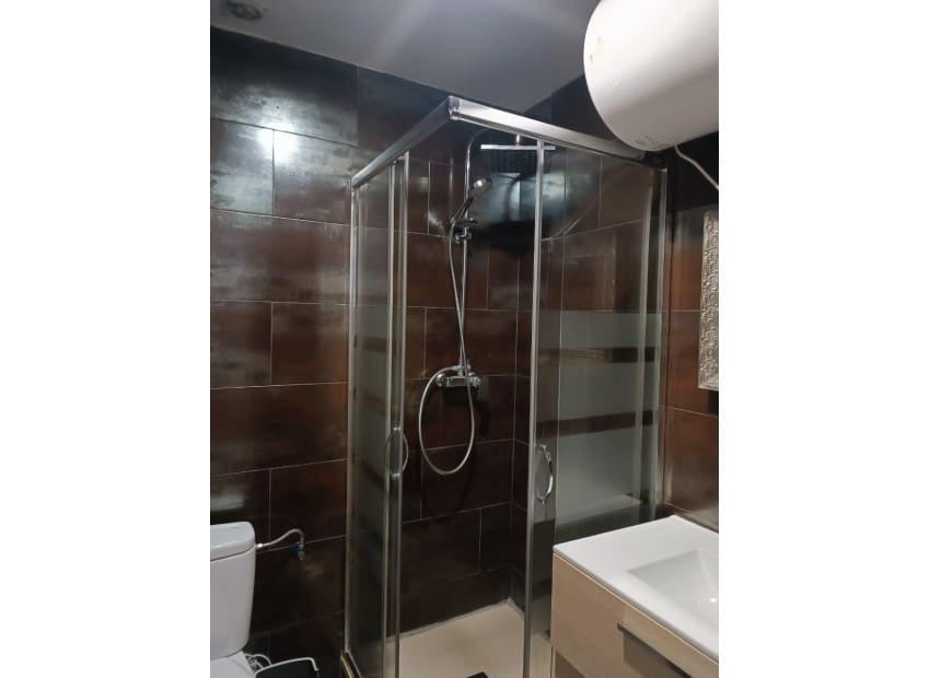 Piso de 2 habitaciones en Barcelona ciudad en venta - 370.000 € (Ref: 9295848)