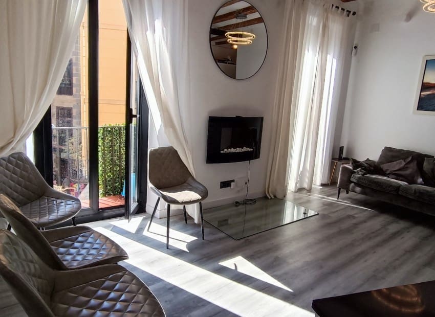 2 sovrum Lägenhet till salu i Barcelona stad - 480 000 € (Ref: 9295849)