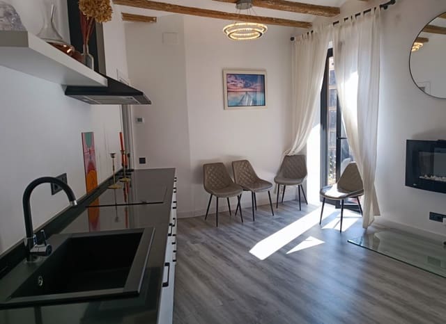 2 sovrum Lägenhet till salu i El Barri Gòtic, Barcelona stad - 480 000 € (Ref: 9295849)