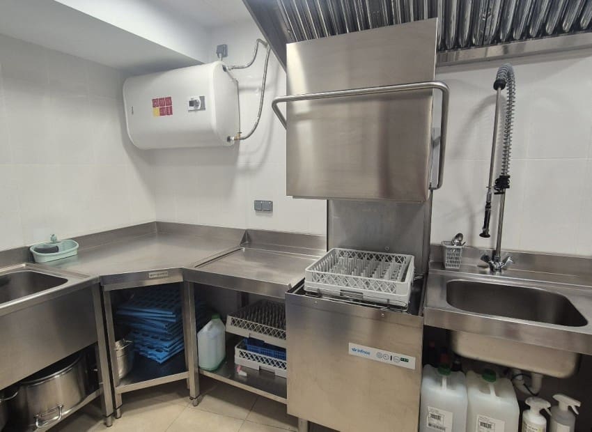 8 bedroom Restaurant/Bar for sale in Calafell - € 1,250,000 (Ref: 9298728)