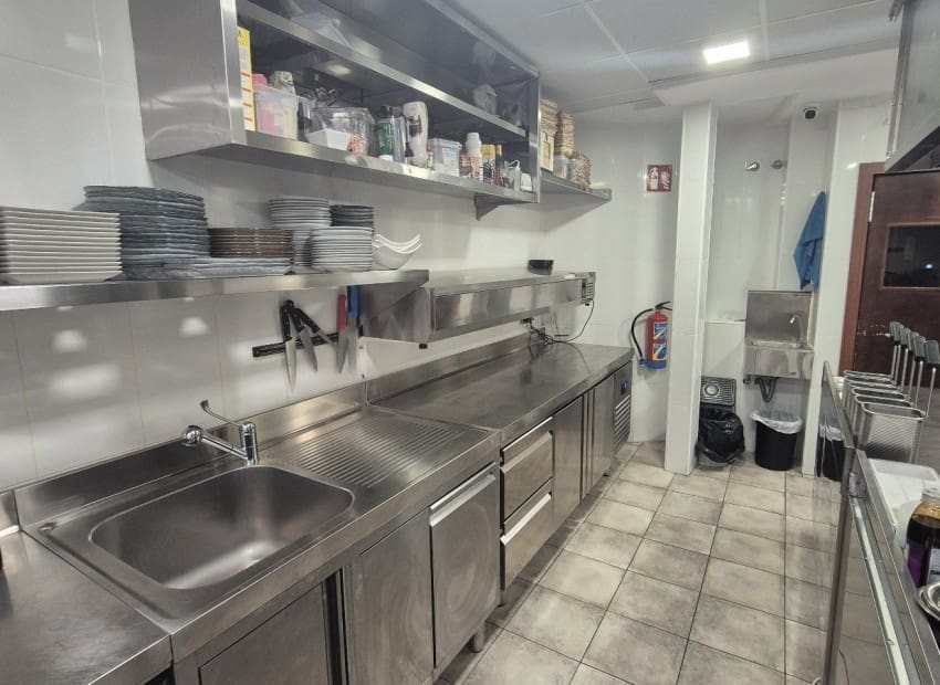 8 bedroom Restaurant/Bar for sale in Calafell - € 1,250,000 (Ref: 9298728)