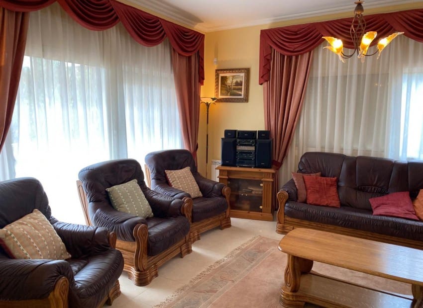 7 soverom Villa til salgs i Blanes med svømmebasseng - € 1 300 000 (Ref: 9344033)