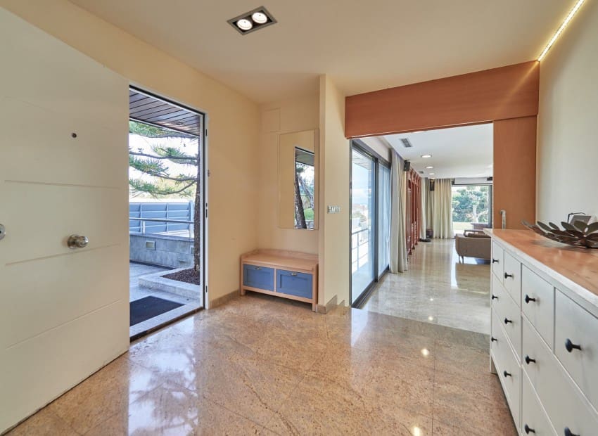 7 chambre Villa/Maison à vendre à Cunit avec piscine - 1 500 000 € (Ref: 9787846)