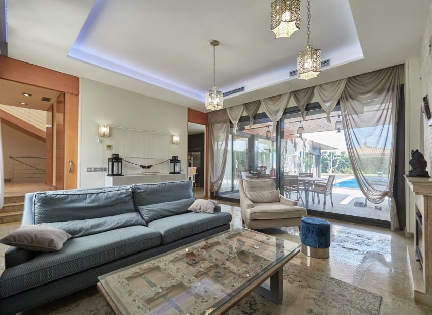 7 chambre Villa/Maison à vendre à Cunit avec piscine - 1 500 000 € (Ref: 9787846)