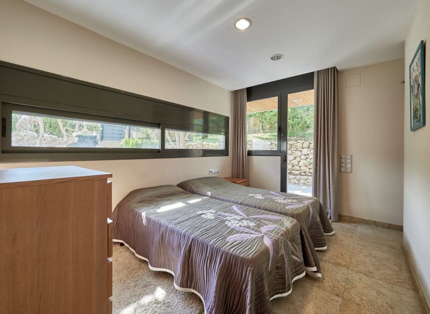 7 chambre Villa/Maison à vendre à Cunit avec piscine - 1 500 000 € (Ref: 9787846)