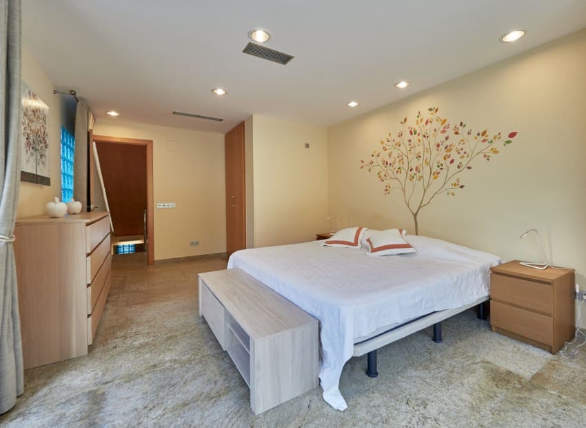 7 chambre Villa/Maison à vendre à Cunit avec piscine - 1 500 000 € (Ref: 9787846)