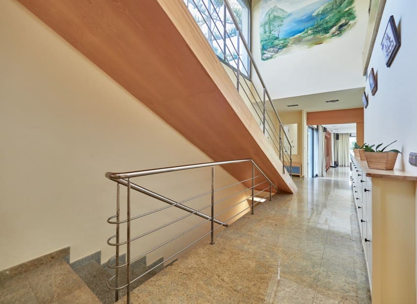 7 chambre Villa/Maison à vendre à Cunit avec piscine - 1 500 000 € (Ref: 9787846)