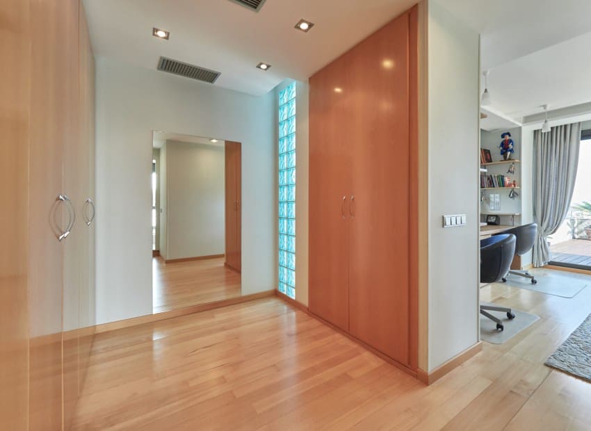 7 chambre Villa/Maison à vendre à Cunit avec piscine - 1 500 000 € (Ref: 9787846)