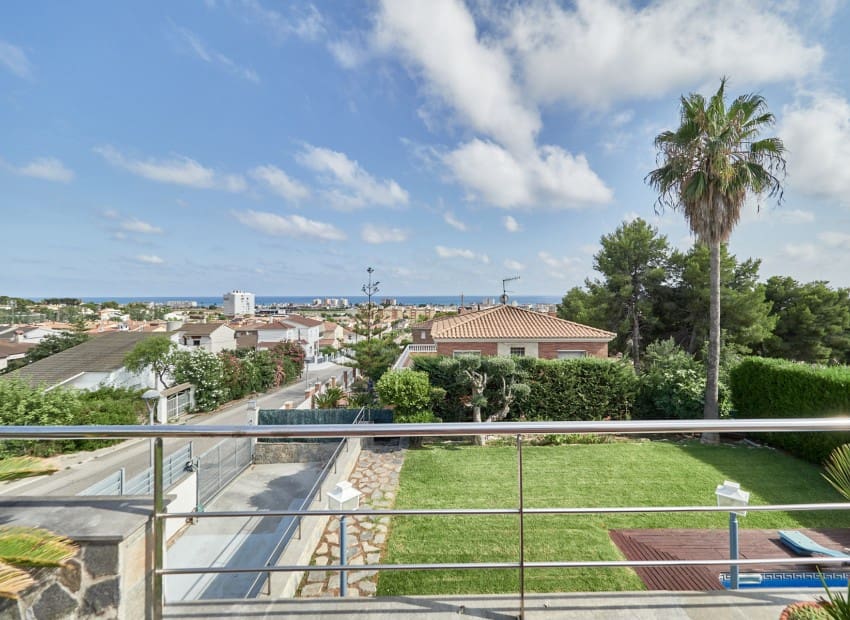 7 chambre Villa/Maison à vendre à Cunit avec piscine - 1 500 000 € (Ref: 9787846)