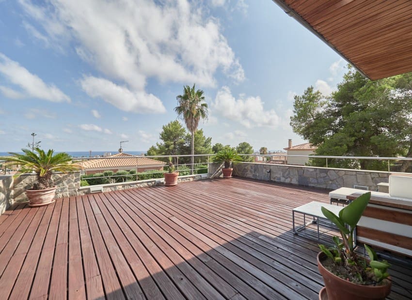 7 chambre Villa/Maison à vendre à Cunit avec piscine - 1 500 000 € (Ref: 9787846)