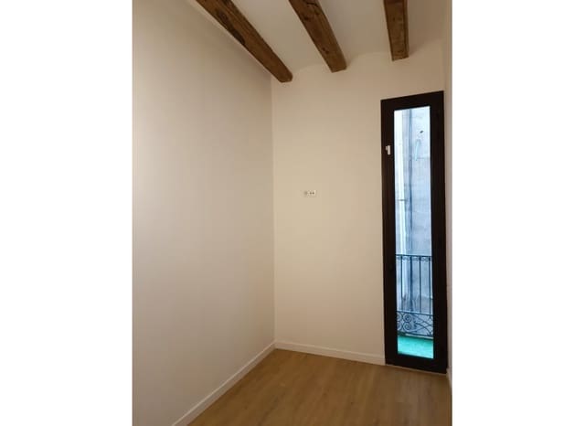 Mieszkanie na sprzedaż w Sant Pere, Santa Caterina i La Ribera, Miasto Barcelona - 159 000 € (Ref: 9793725)