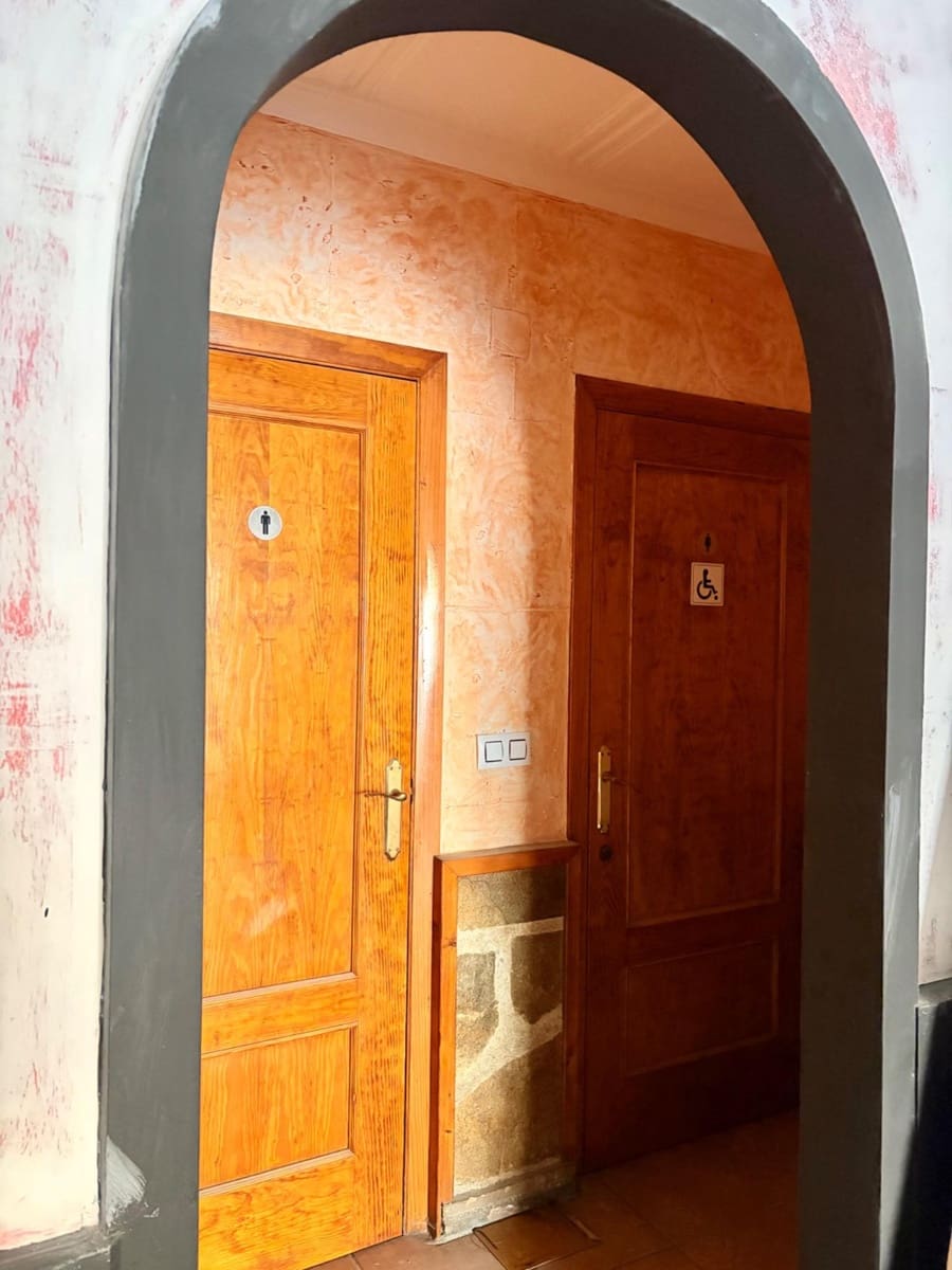 Commercieel te huur in Casillas - € 500 (Ref: 9613976)