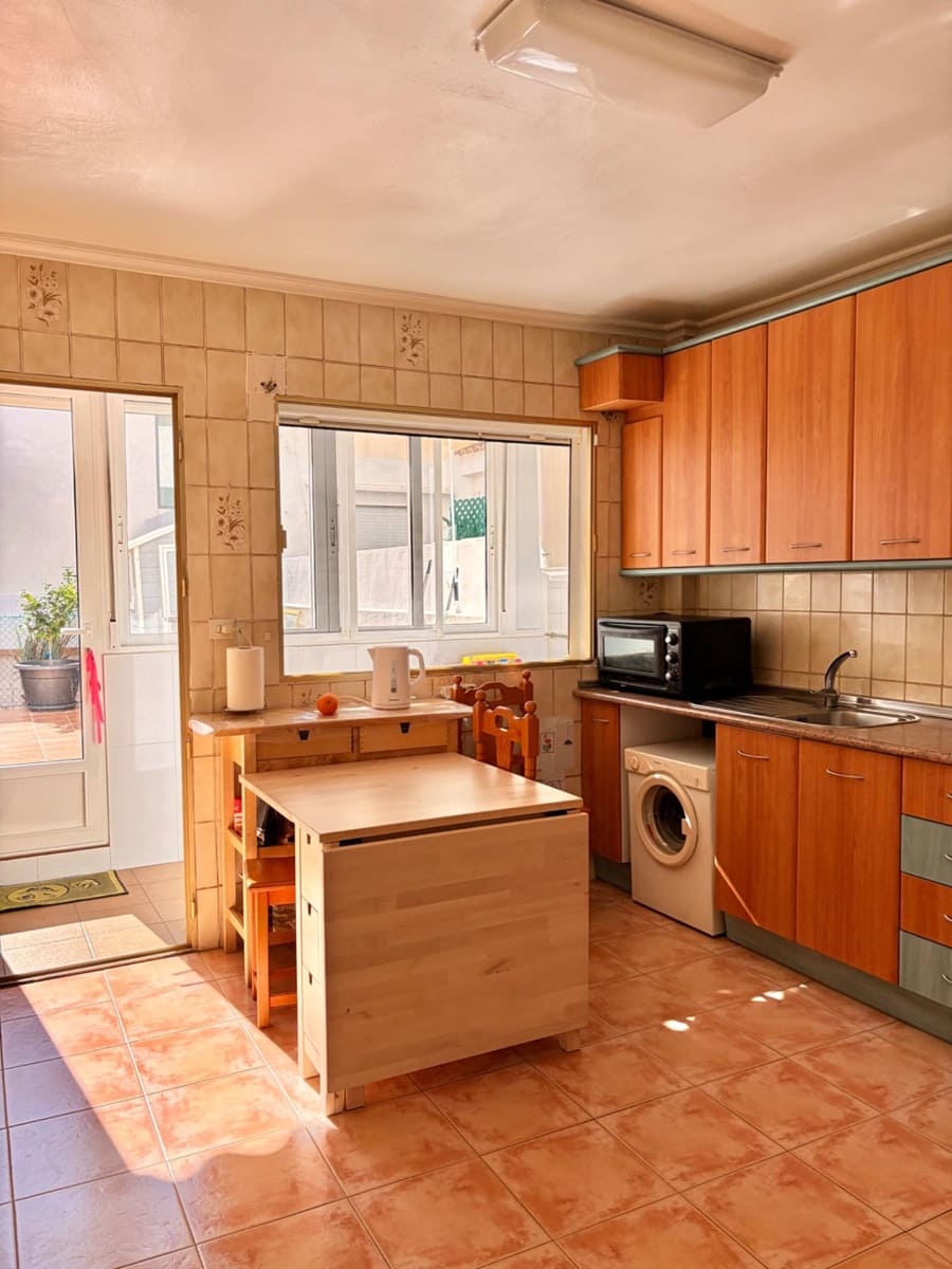 3 bedroom Flat for sale in Lo Pagan with garage - € 189,000 (Ref: 9613977)