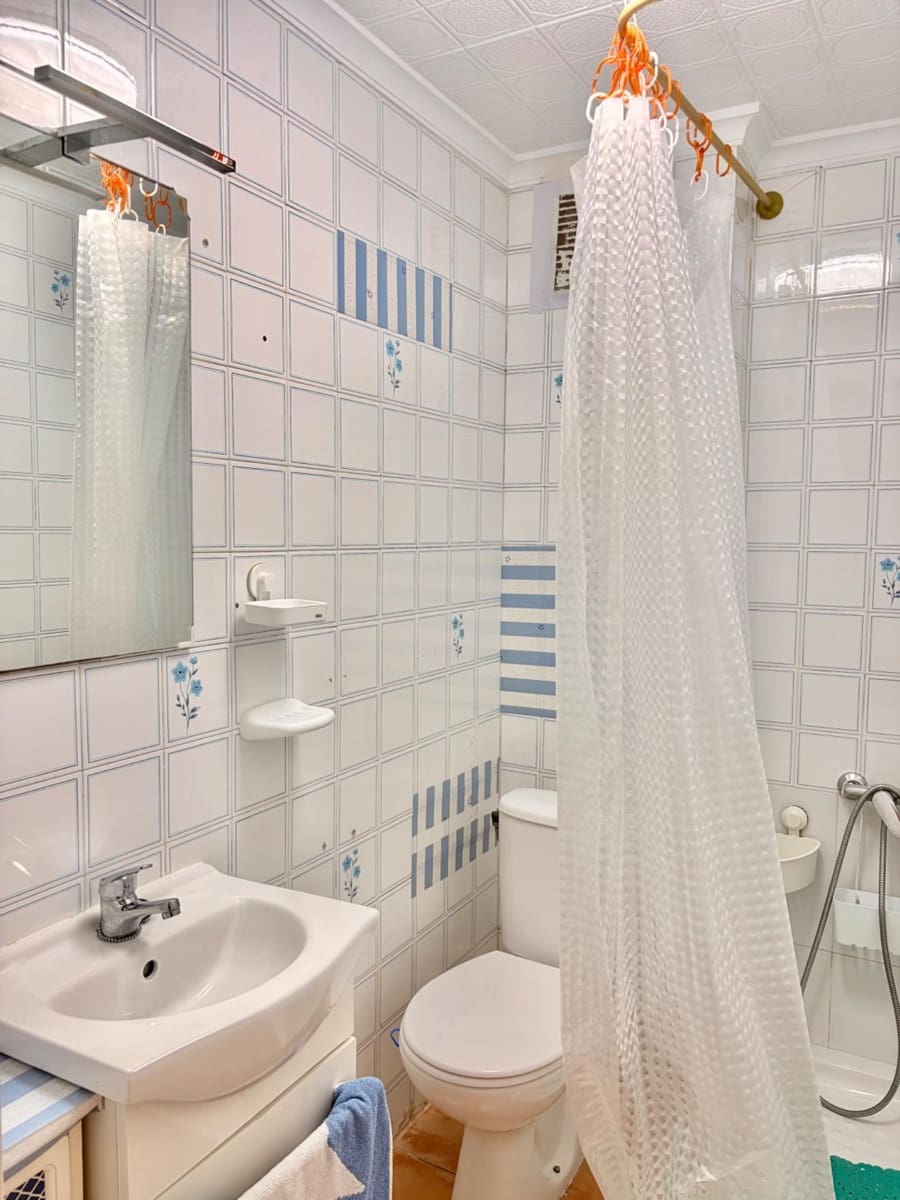 3 bedroom Flat for sale in Lo Pagan with garage - € 189,000 (Ref: 9613977)