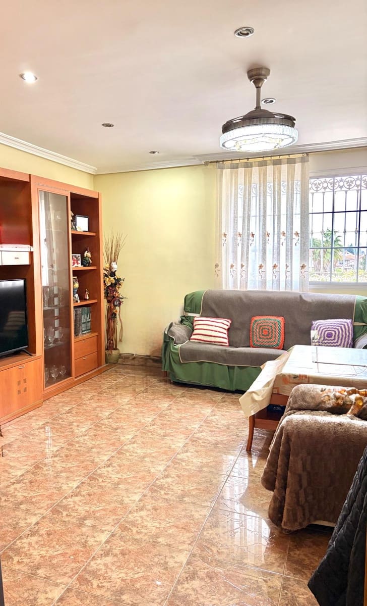 4 slaapkamer Villa te koop in Murcia stad met zwembad garage - € 365.000 (Ref: 9613979)