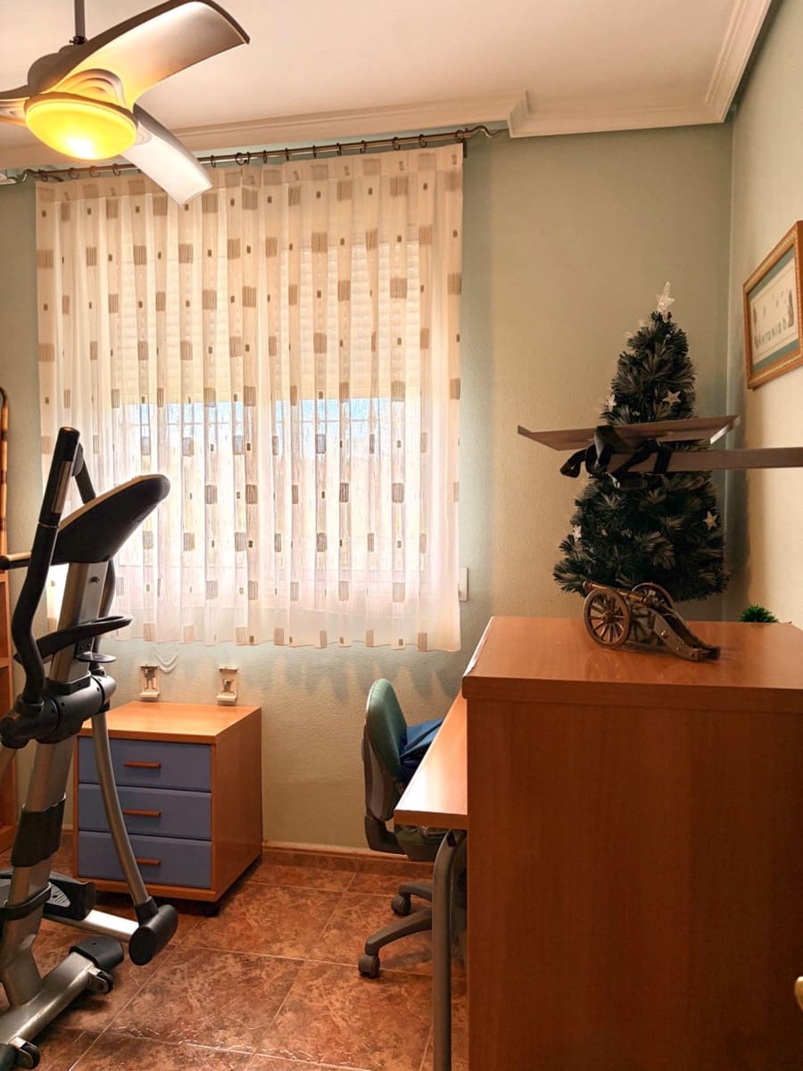 4 slaapkamer Villa te koop in Murcia stad met zwembad garage - € 365.000 (Ref: 9613979)