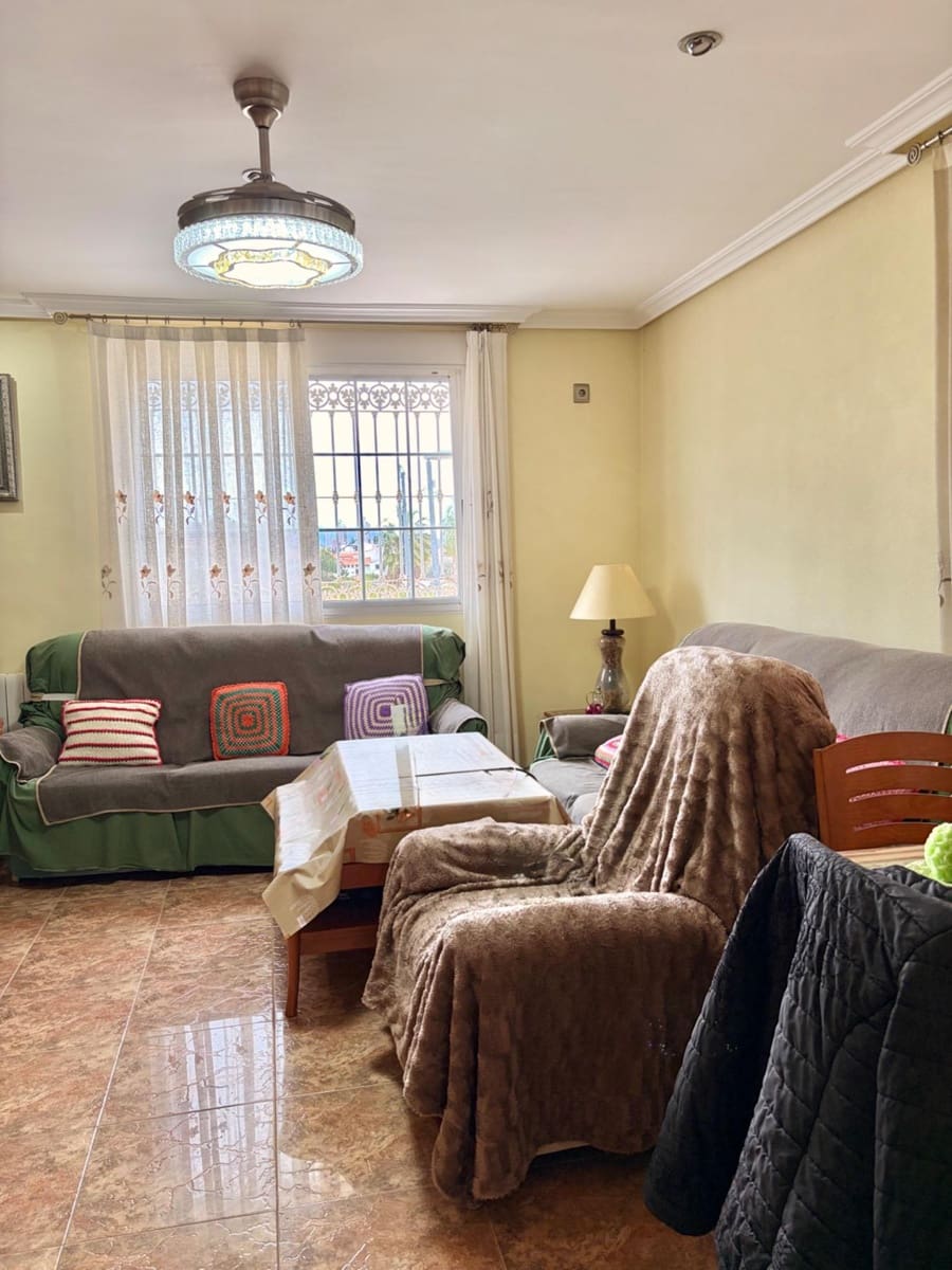 4 slaapkamer Villa te koop in Murcia stad met zwembad garage - € 365.000 (Ref: 9613979)