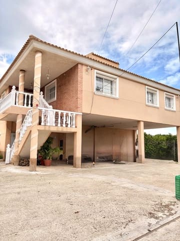 4 slaapkamer Villa te koop in Murcia stad met zwembad garage - € 365.000 (Ref: 9613979)