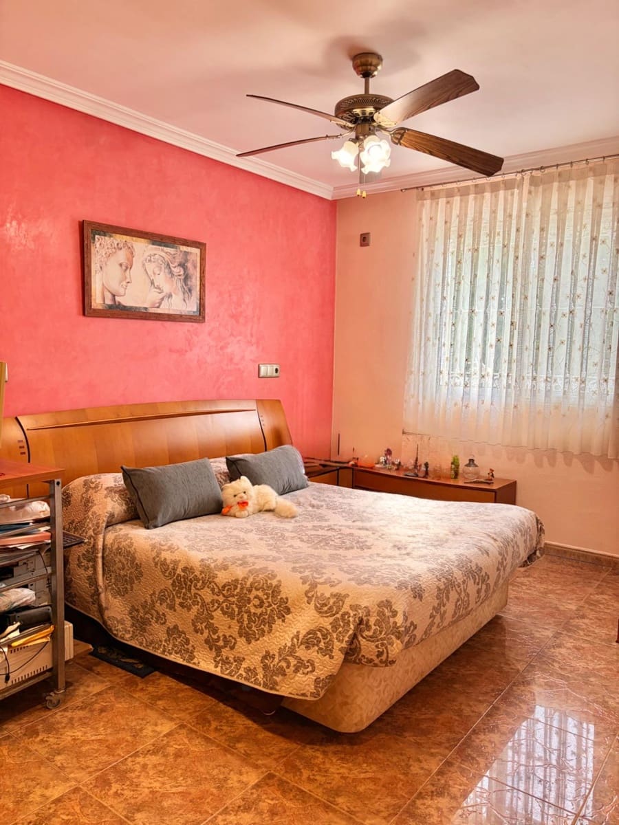 4 slaapkamer Villa te koop in Murcia stad met zwembad garage - € 365.000 (Ref: 9613979)