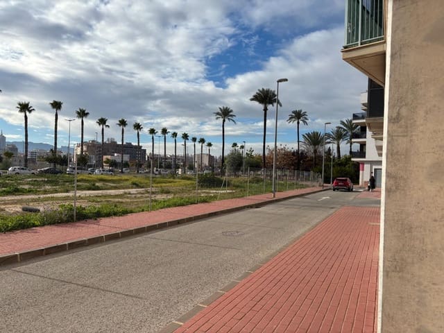 Commercieel te koop in Zarandona, Murcia stad - € 66.000 (Ref: 9613980)