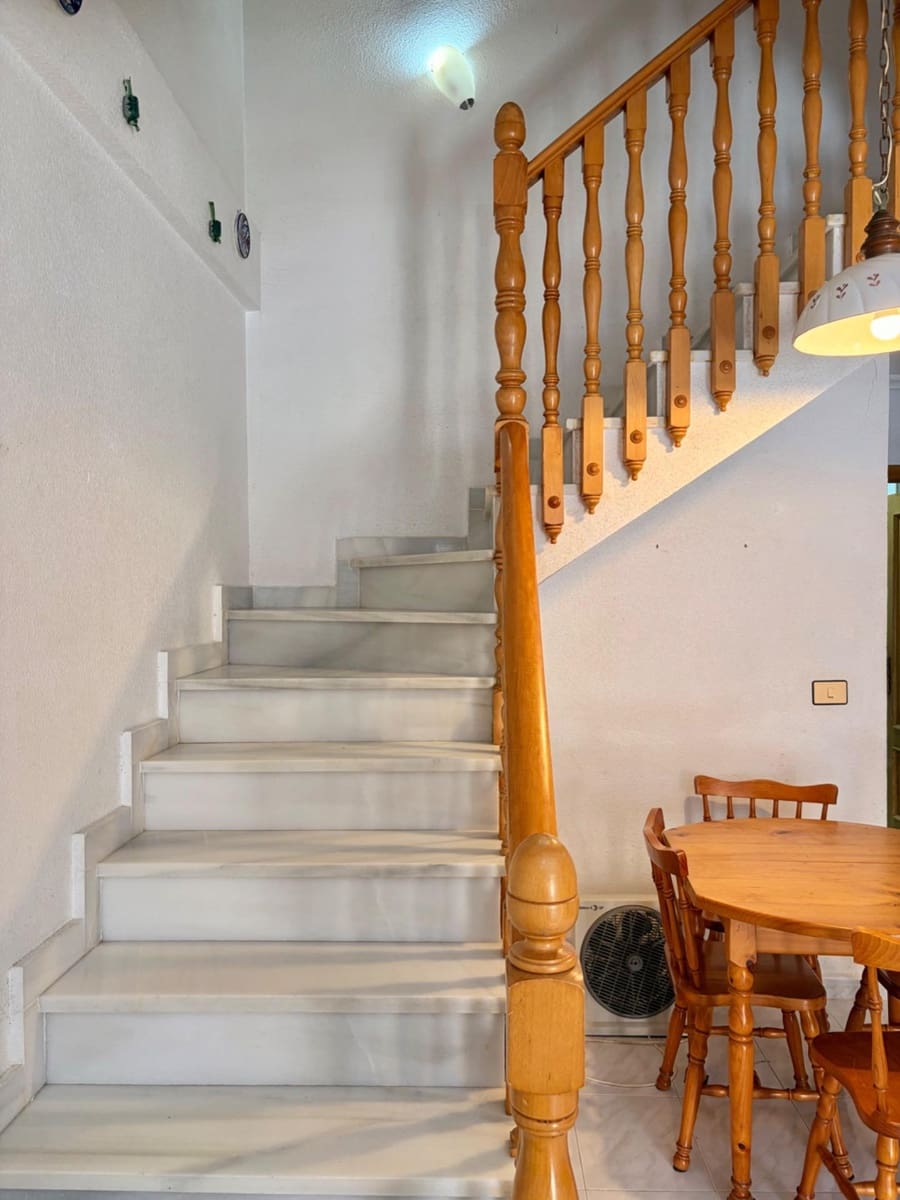 4 soverom Rekkehus til salgs i Pilar de la Horadada med garasje - € 205 000 (Ref: 9613982)