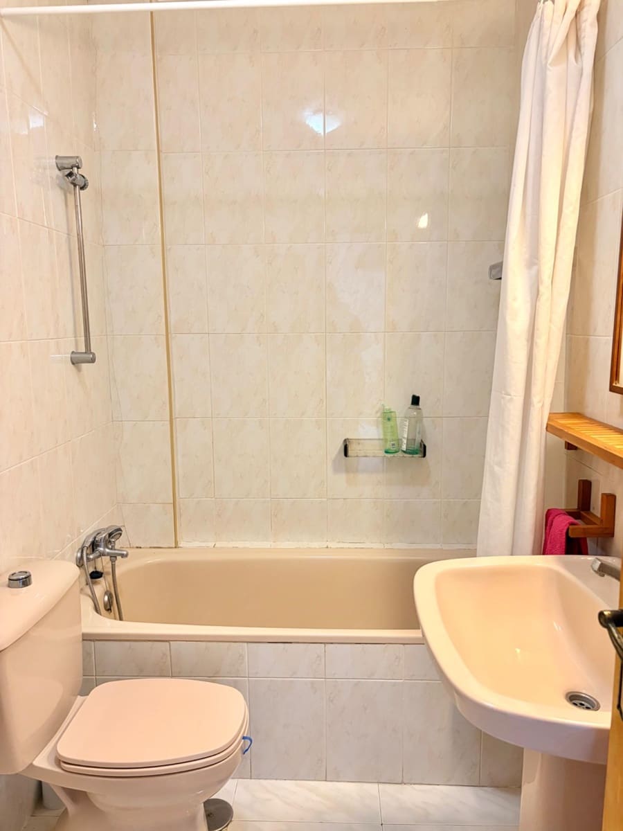 4 soverom Rekkehus til salgs i Pilar de la Horadada med garasje - € 205 000 (Ref: 9613982)