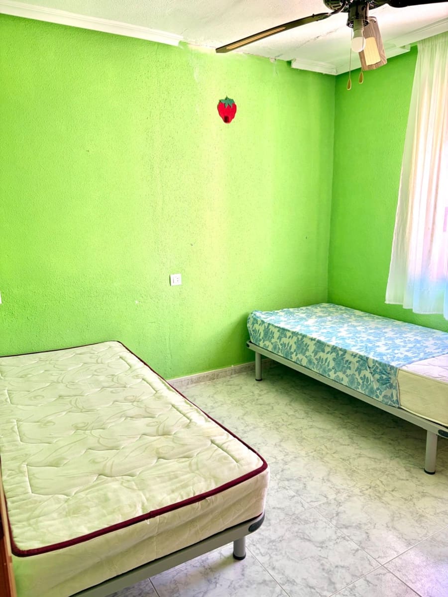 4 soverom Rekkehus til salgs i Pilar de la Horadada med garasje - € 205 000 (Ref: 9613982)