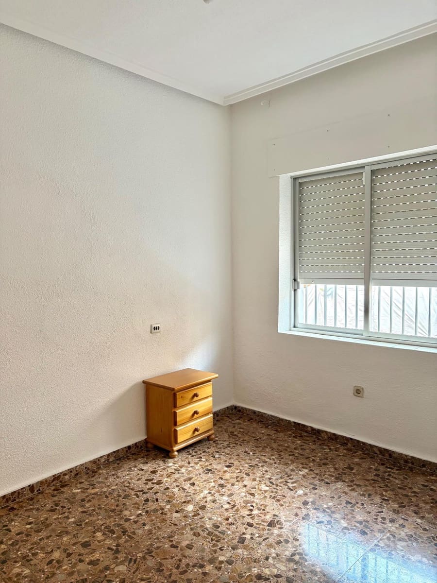 4 sovrum Semi-fristående Villa till salu i Alquerias - 115 000 € (Ref: 9613983)