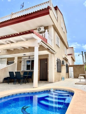 4 slaapkamer Halfvrijstaande villa te koop in Torre de la Horadada, Pilar de la Horadada met zwembad - € 245.000 (Ref: 9613984)