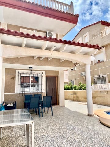 4 slaapkamer Halfvrijstaande villa te koop in Torre de la Horadada, Pilar de la Horadada met zwembad - € 245.000 (Ref: 9613984)
