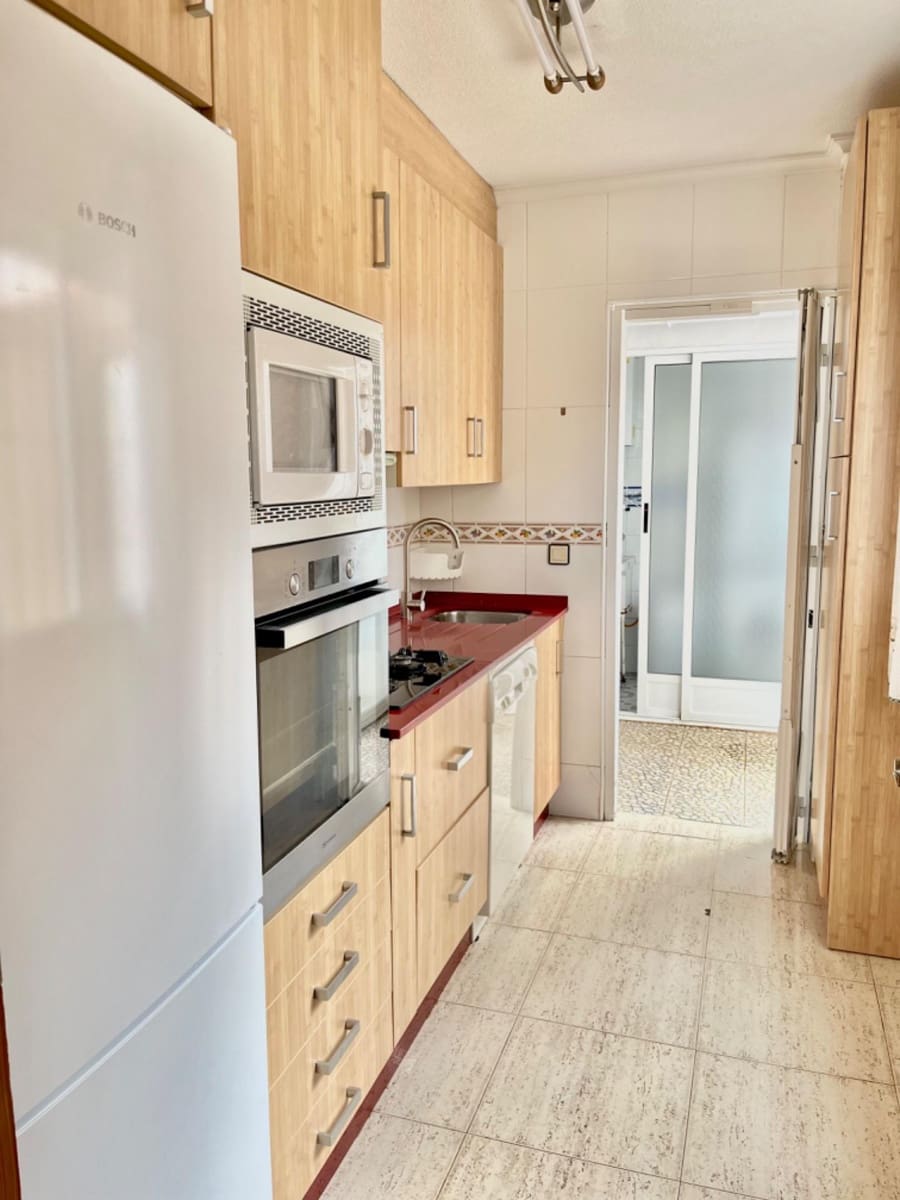 4 sovrum Semi-fristående Villa till salu i Torre de la Horadada med pool - 245 000 € (Ref: 9613984)