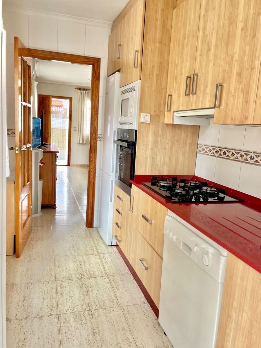 4 sovrum Semi-fristående Villa till salu i Torre de la Horadada med pool - 245 000 € (Ref: 9613984)