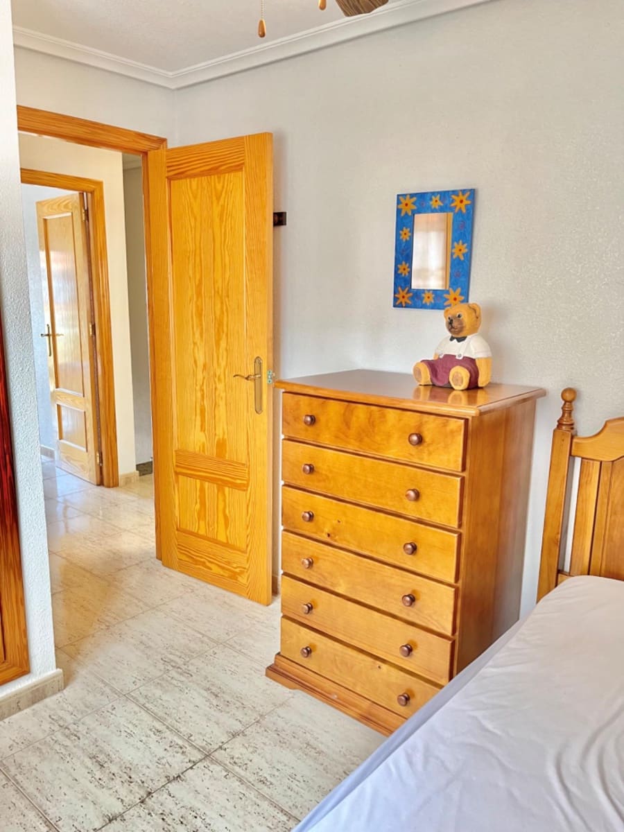 4 sovrum Semi-fristående Villa till salu i Torre de la Horadada med pool - 245 000 € (Ref: 9613984)