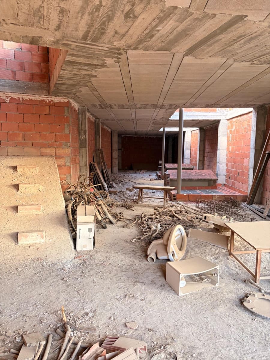 Hus til salgs i Torreaguera - € 95 000 (Ref: 9613985)