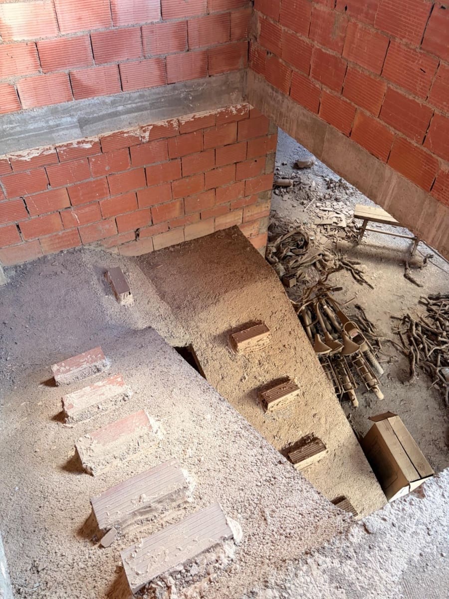 Hus til salgs i Torreaguera - € 95 000 (Ref: 9613985)