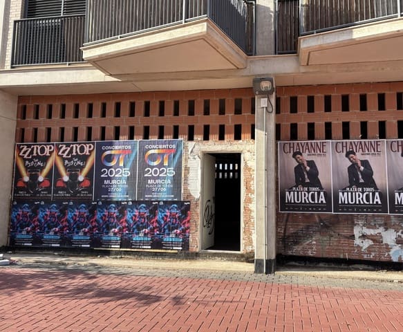 Commercieel te koop in Zarandona, Murcia stad - € 146.000 (Ref: 9613988)